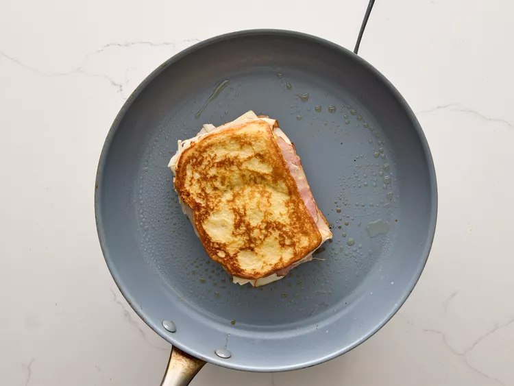 Monte Cristo Sandwich 7
